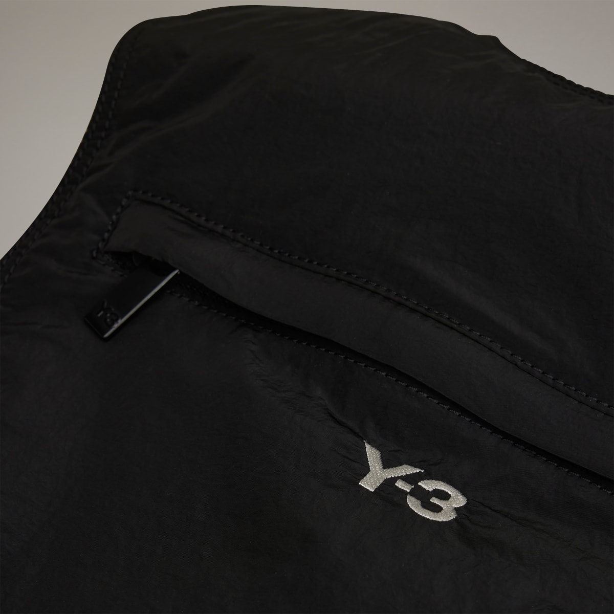 Adidas Y-3 Vest Bag. 5