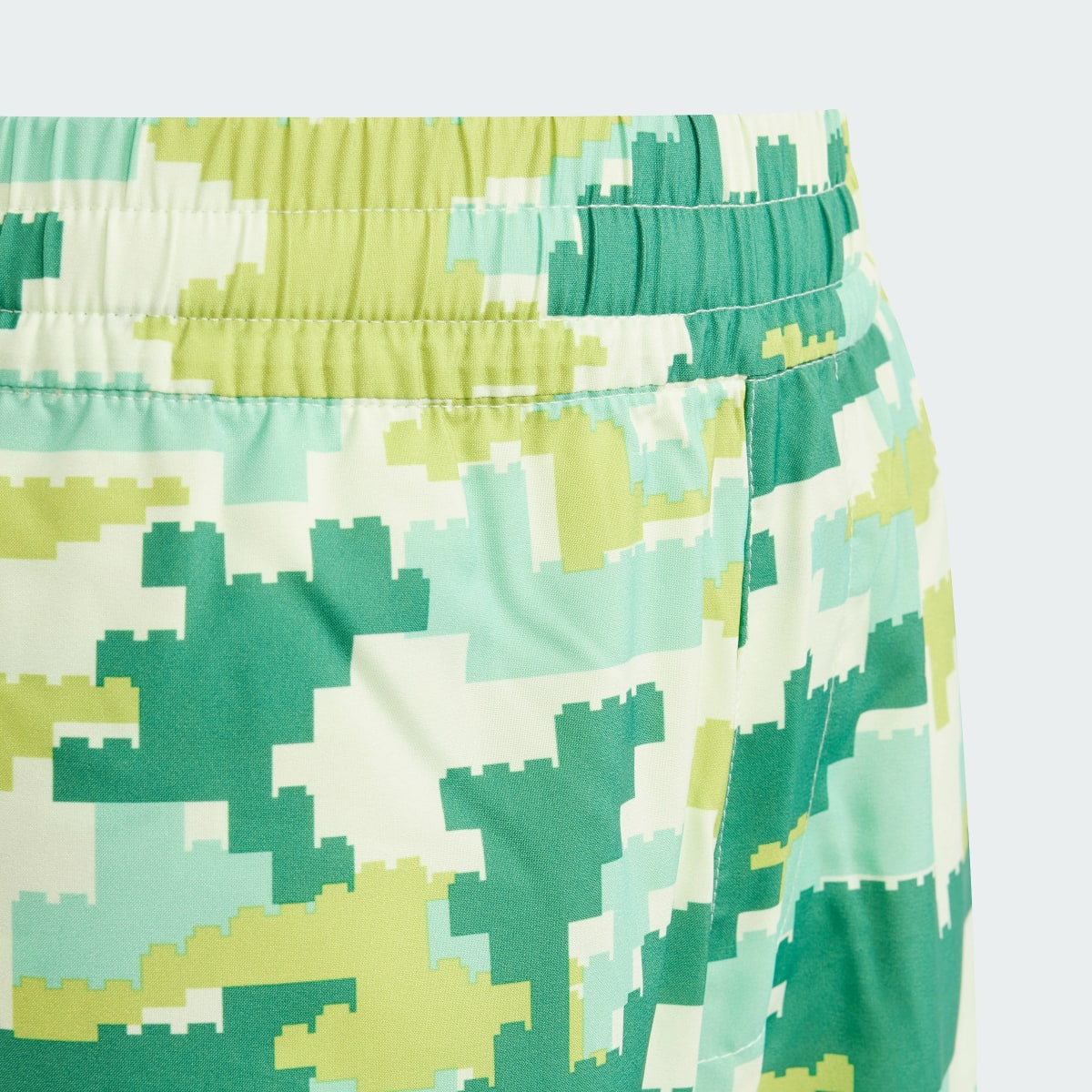 Adidas x LEGO Play Shorts. 8