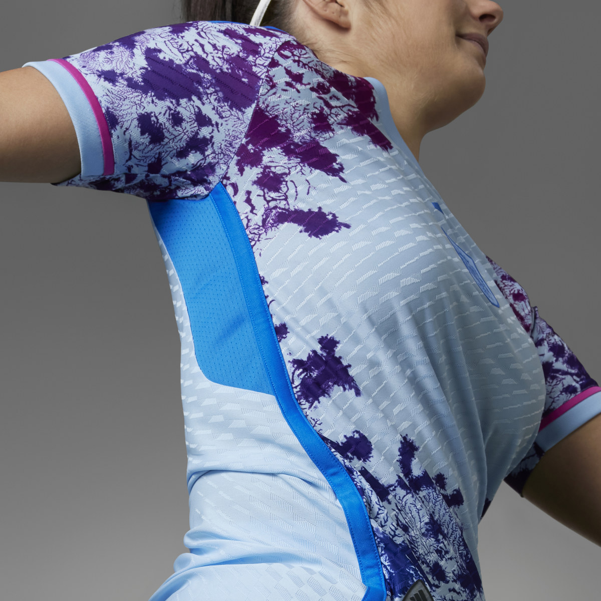 Adidas Maillot Extérieur équipe féminine Espagne 23 Authentique. 11