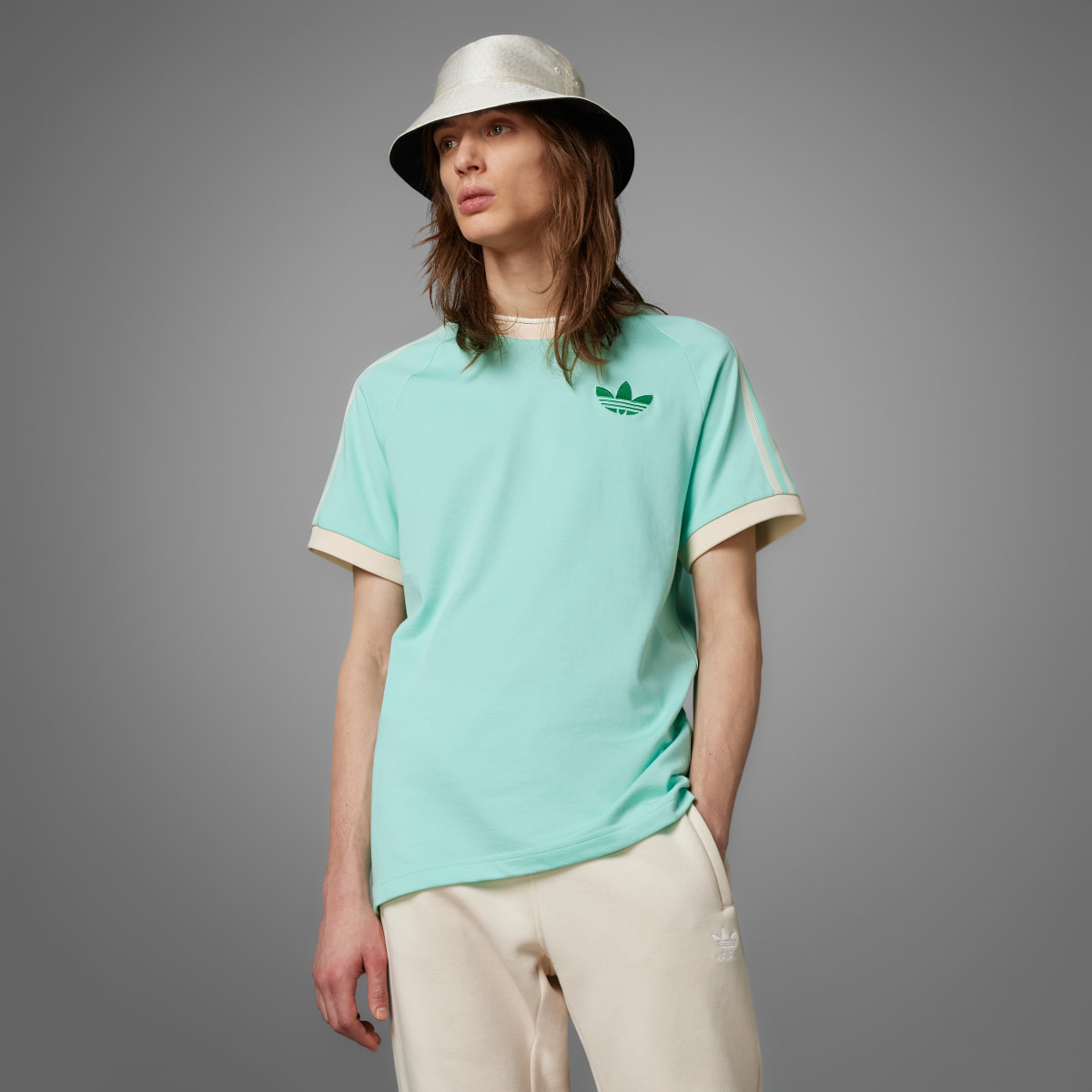 Adidas adicolor 70s Bucket Hat. 6 Adidas adicolor 70s Bucket Hat. 6