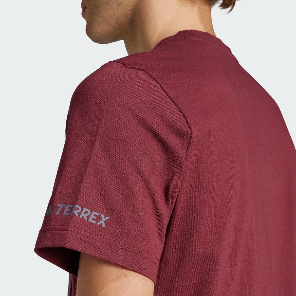 Adidas Terrex Graphic Pocket Print Tişört. 7