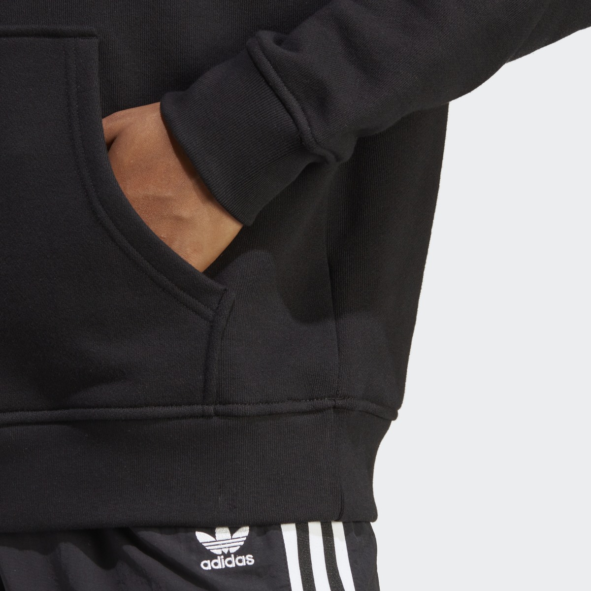 Adidas Hoodie Trefoil. 6