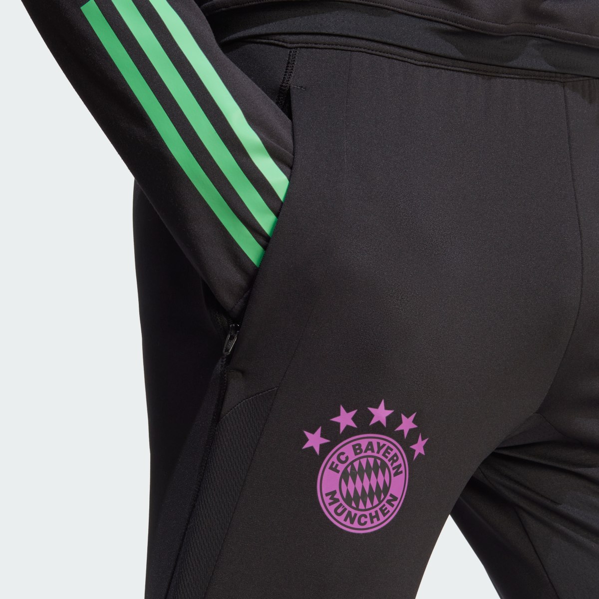 Adidas Pantaloni da allenamento Tiro 23 FC Bayern München. 7