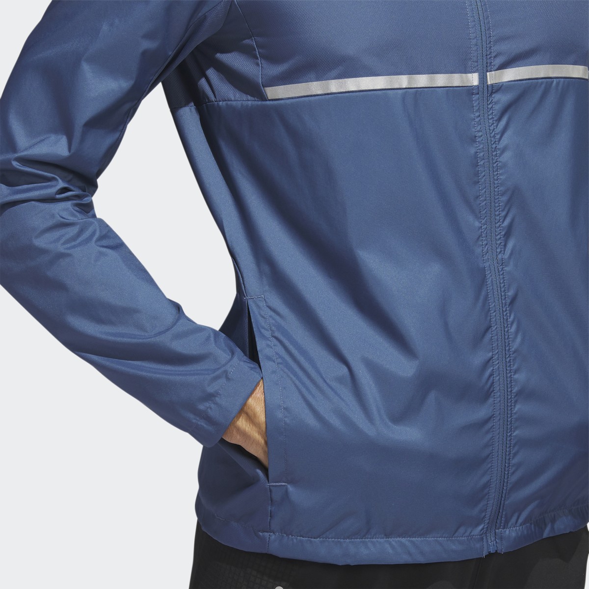 Adidas Own the Run Jacke. 7