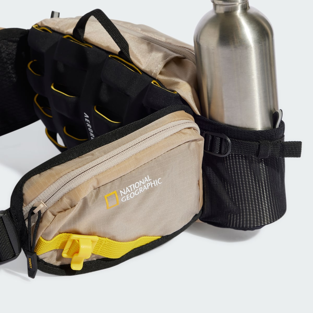 Adidas Cangurera Terrex x National Geographic Waist Pack. 6