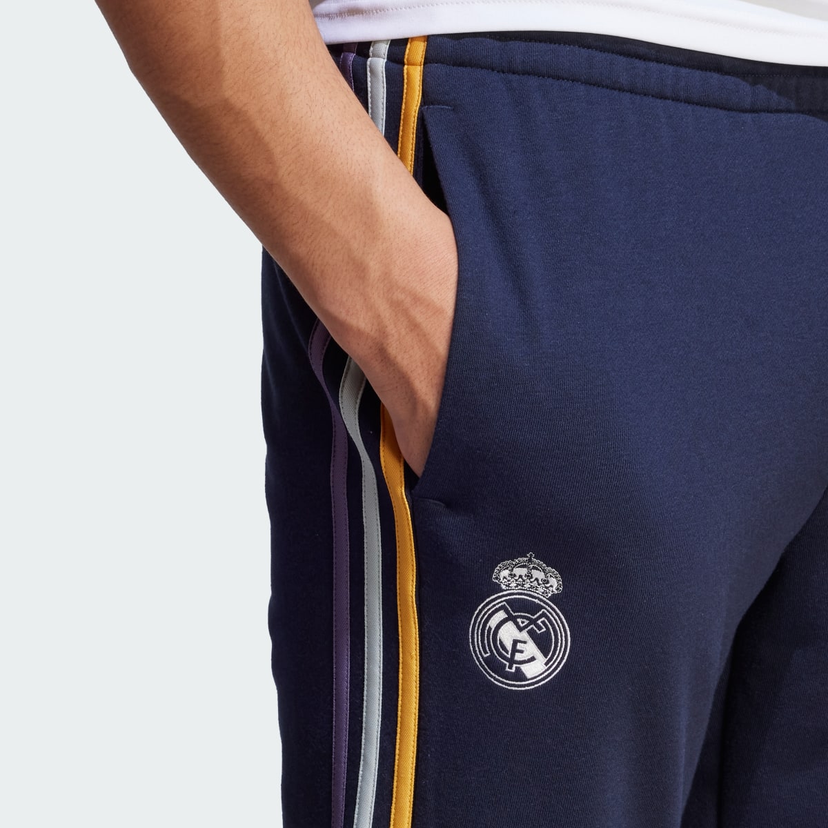 Adidas Pantalon de survêtement Real Madrid. 5