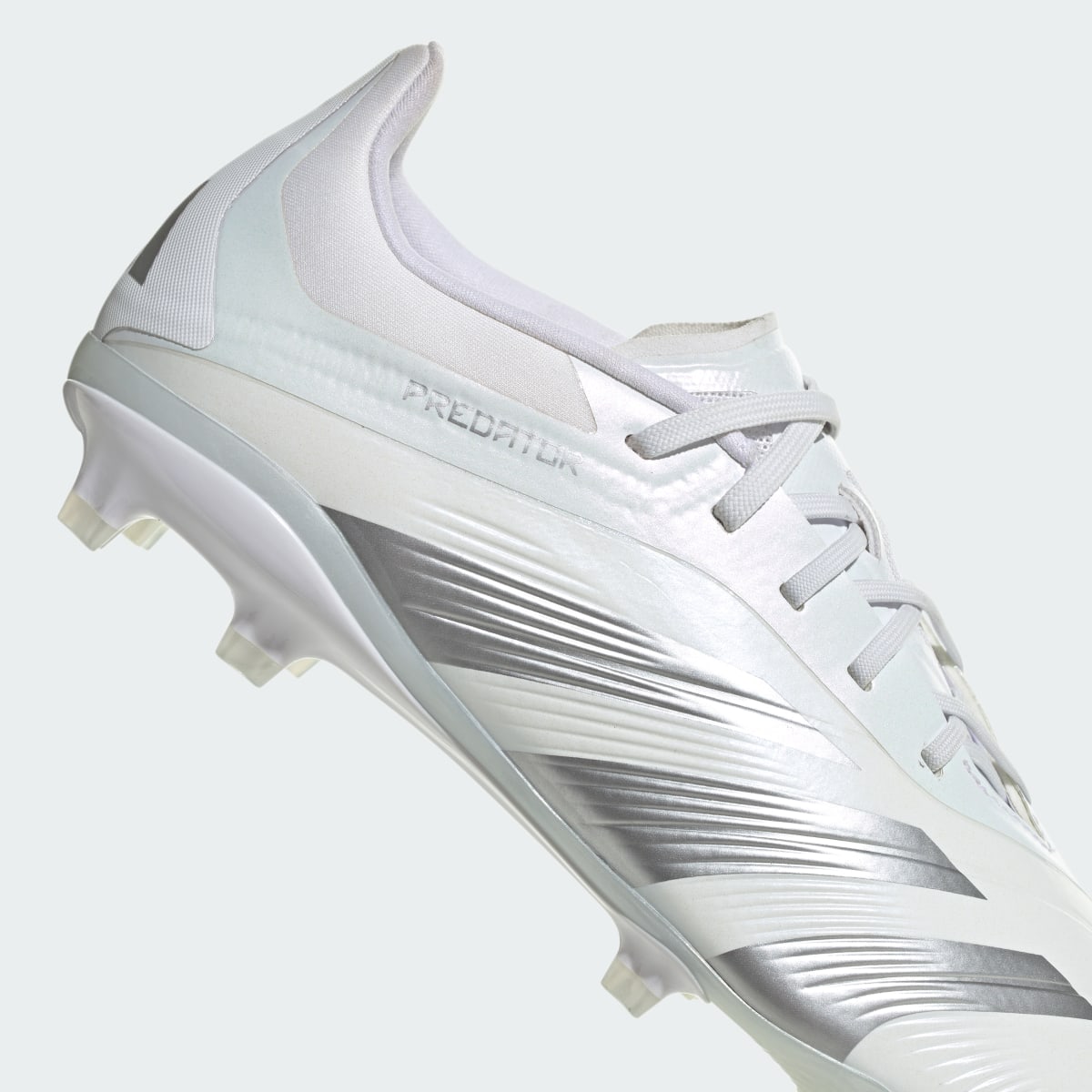 Adidas Chaussure de football Predator Elite Terrain souple. 9