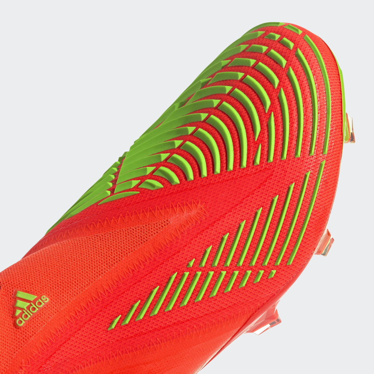 Adidas Calzado de Fútbol Predator Edge+ Terreno Firme. 16