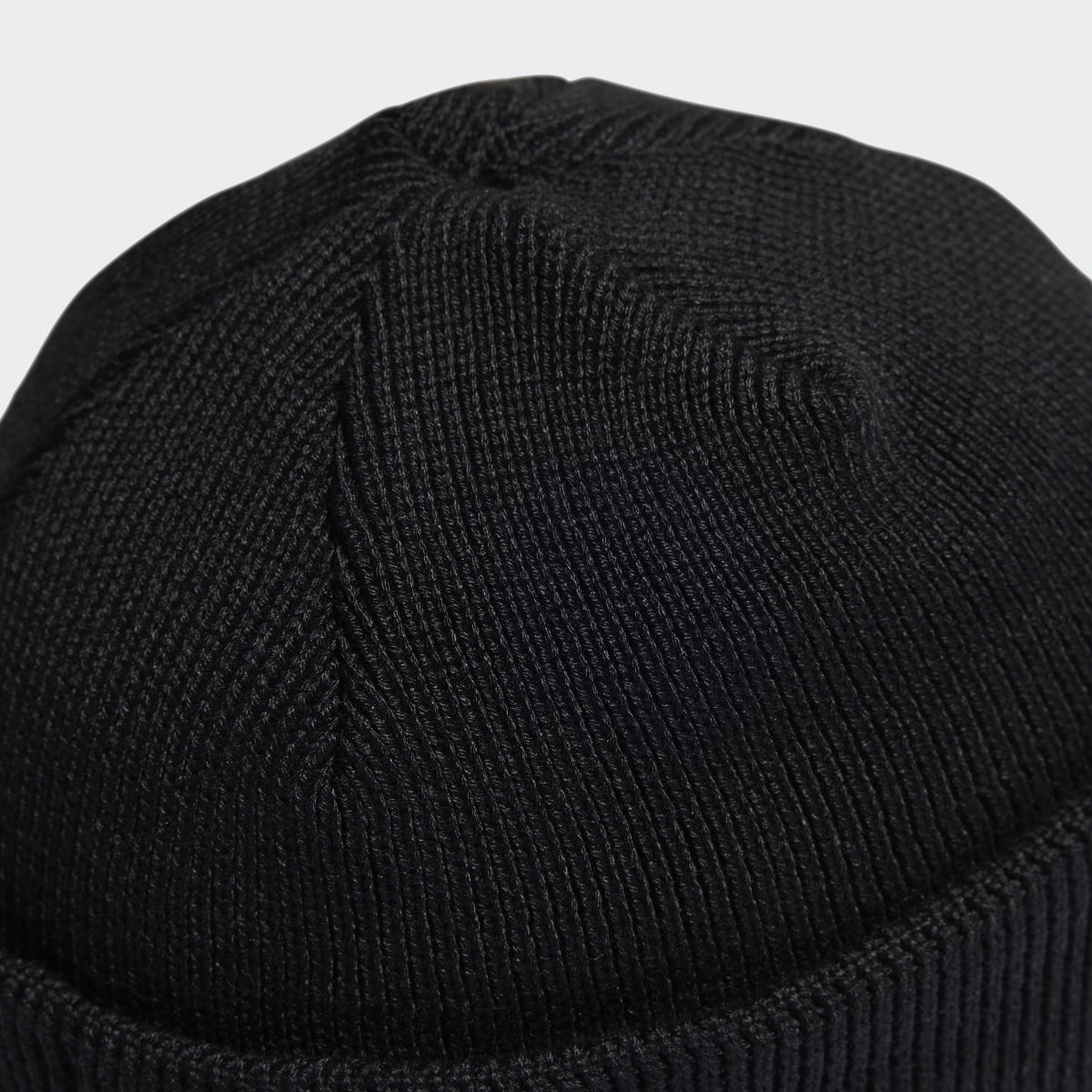 Adidas Fisherman Beanie. 4