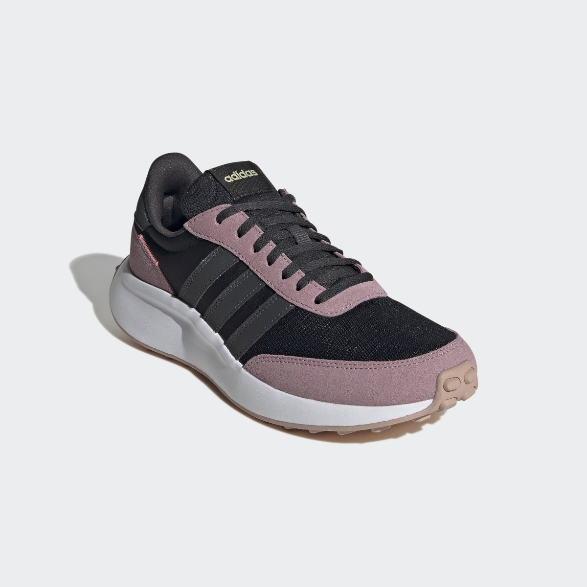 Adidas Zapatilla Run 70s. 5