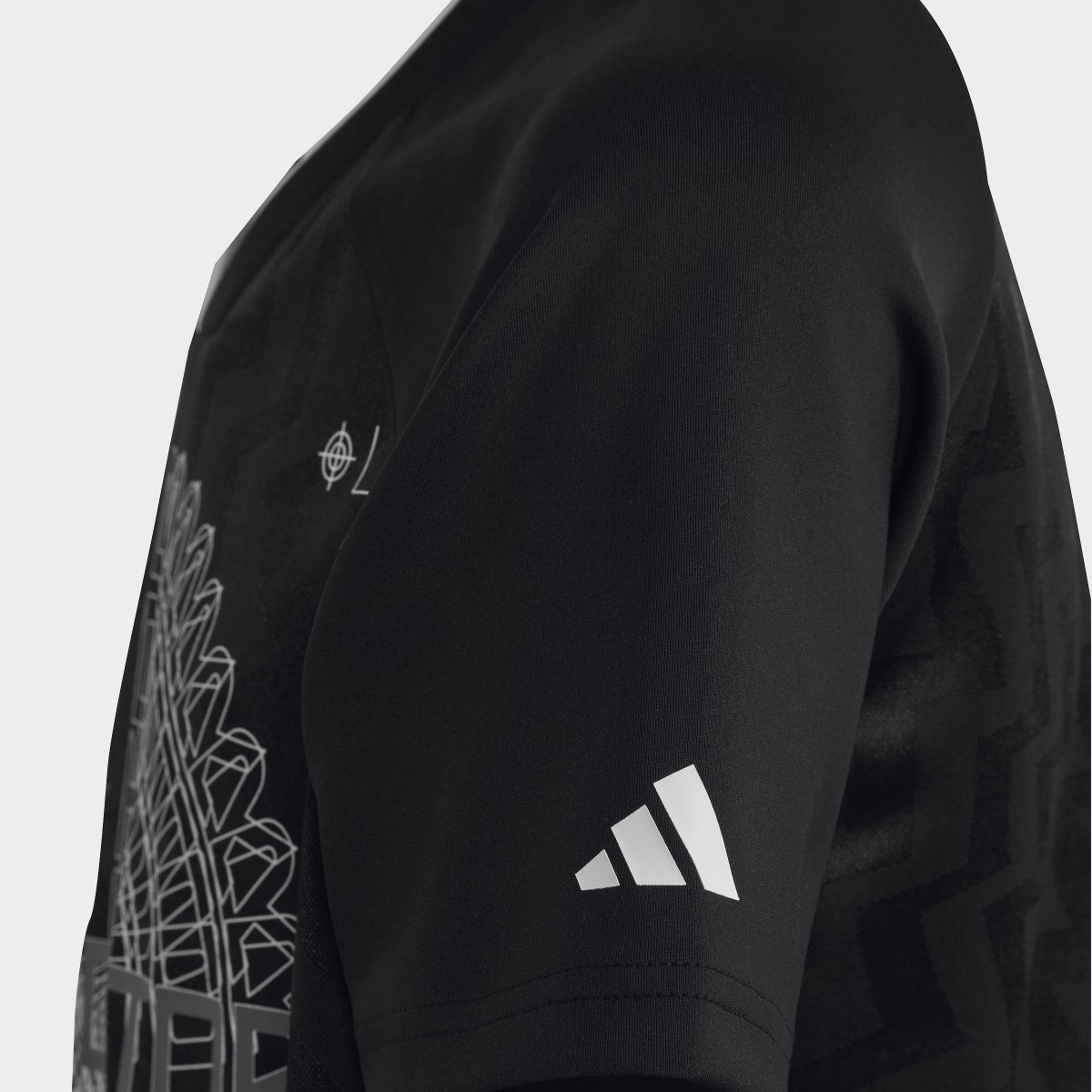 Adidas Camiseta Football-Inspired Predator. 6