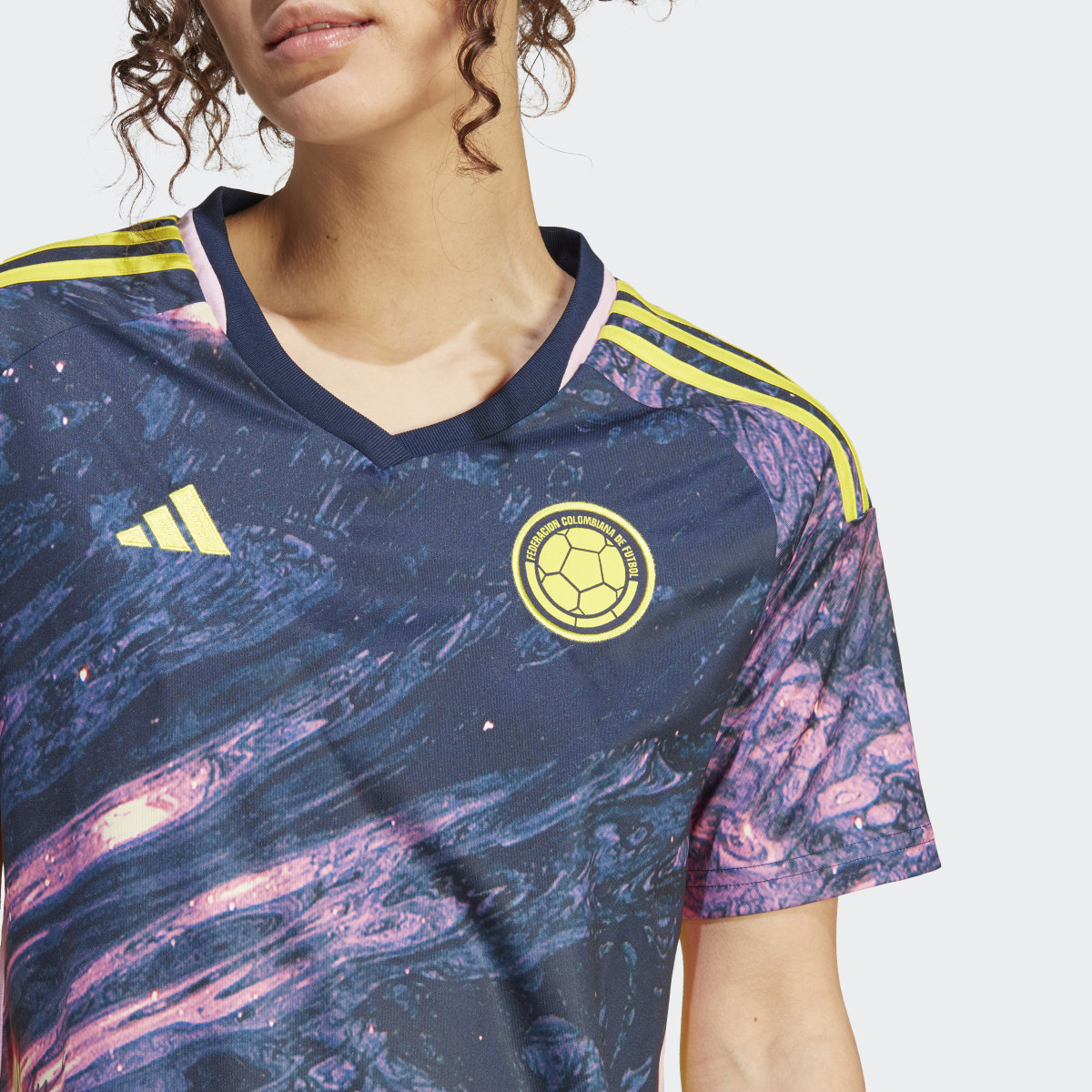 Adidas Camiseta segunda equipación selección femenina Colombia 23. 12