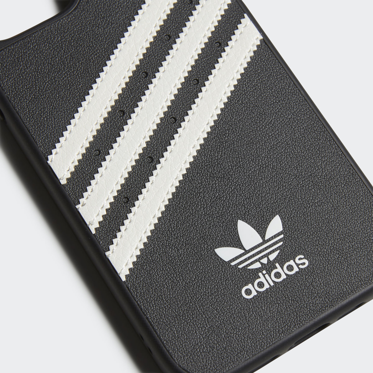 Adidas OR Moulded Case PU for iPhone 12 / 12 Pro. 5