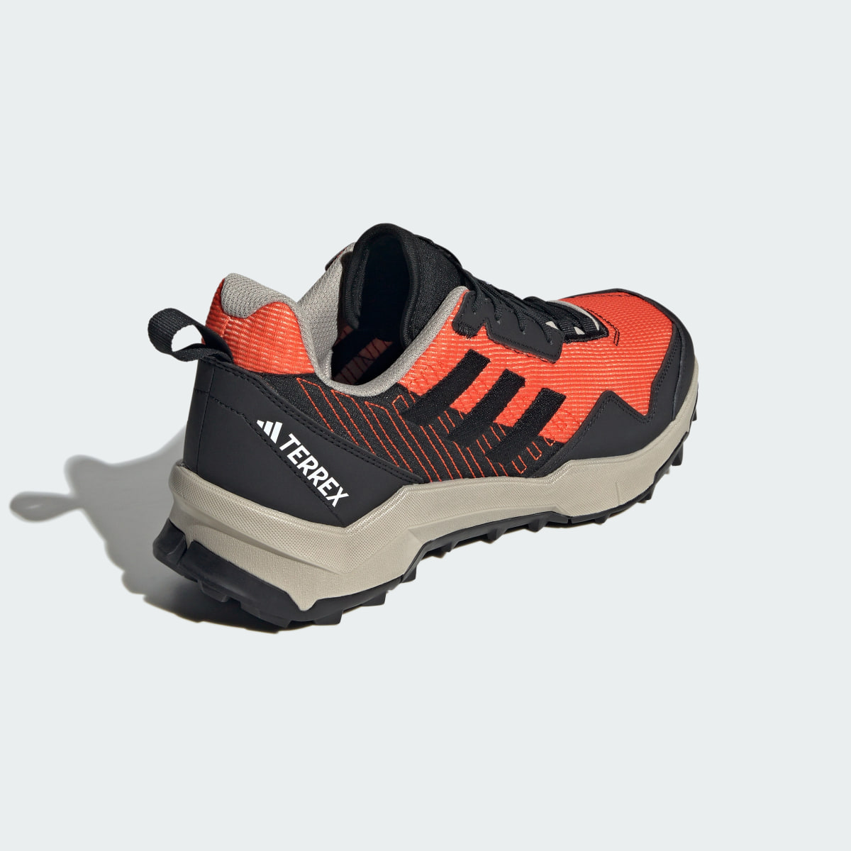 Adidas TERREX AX4 C. 6