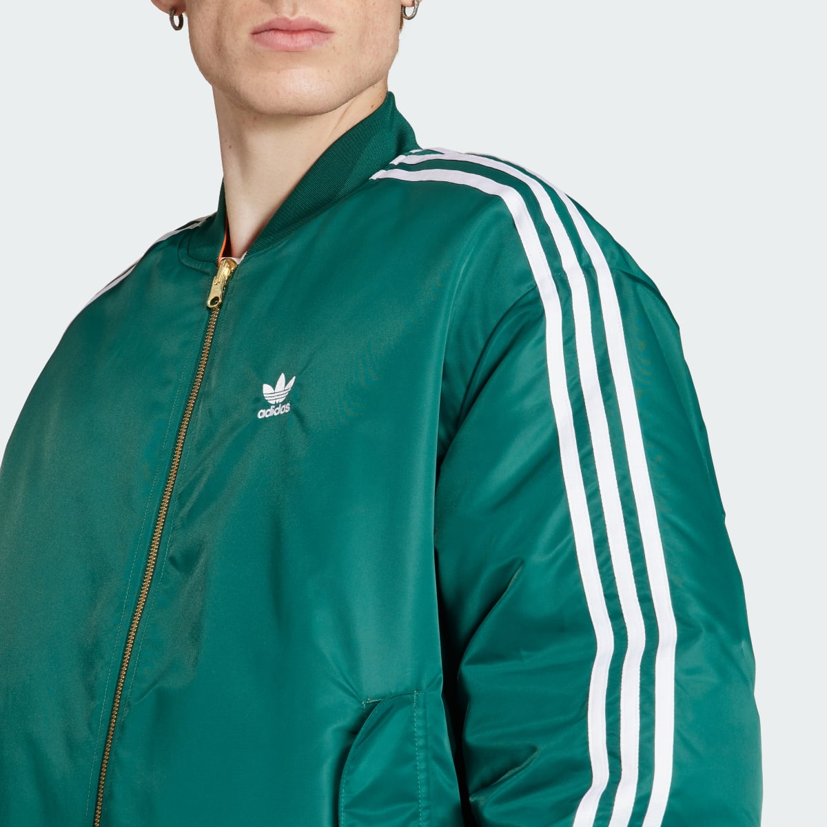 Adidas BOMBER. 6