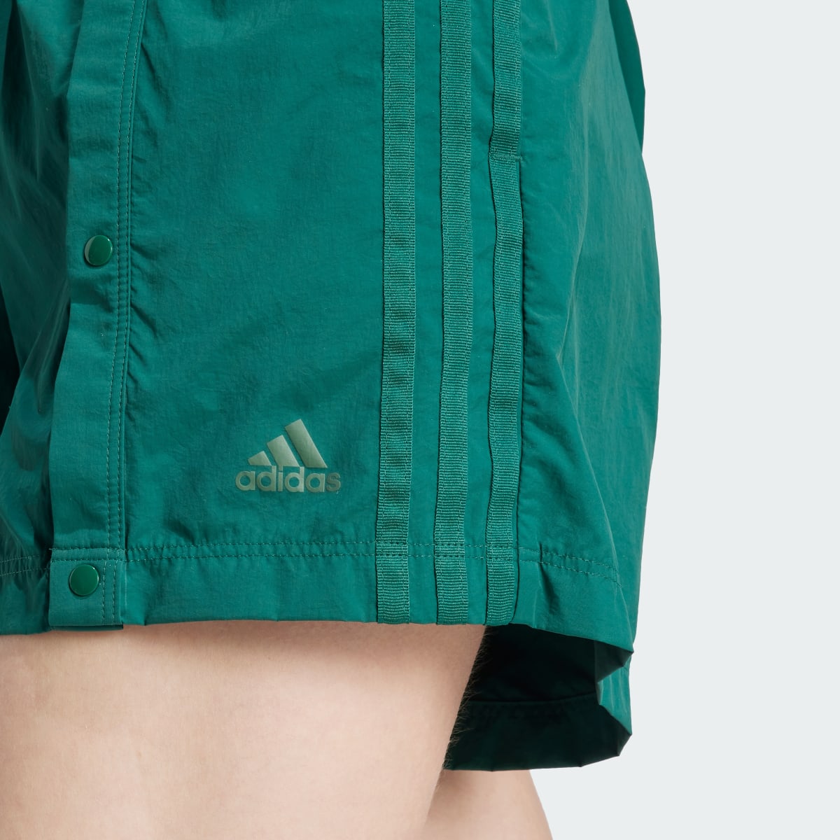 Adidas Calções com Botões de Mola Tiro. 6