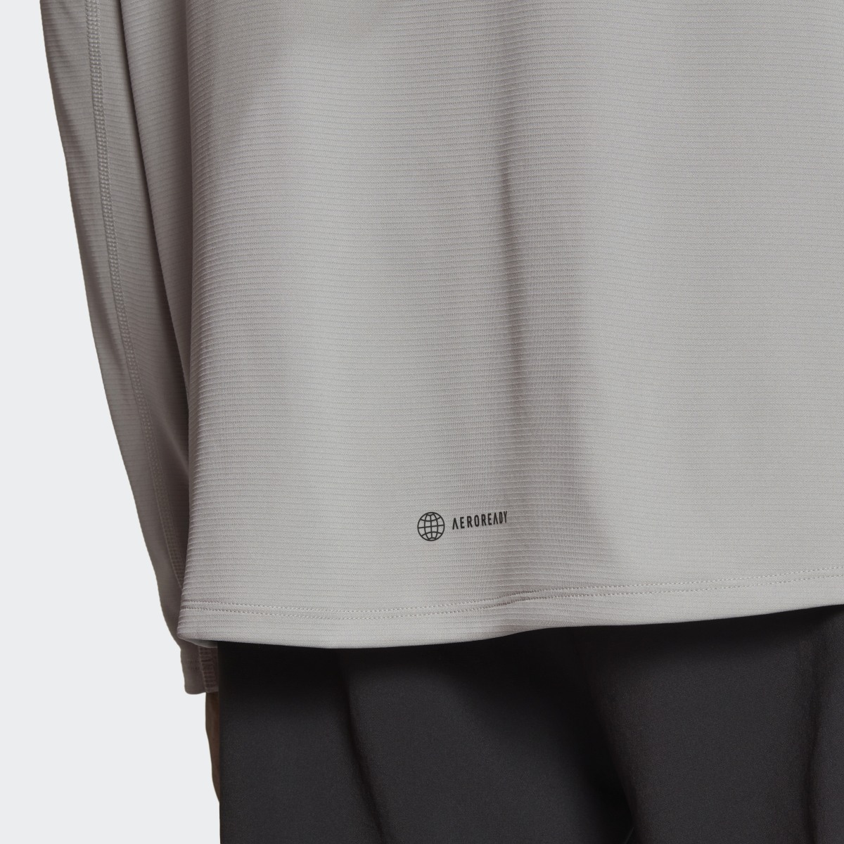 Adidas T-shirt d'entraînement à manches longues et imprimé en PU. 7