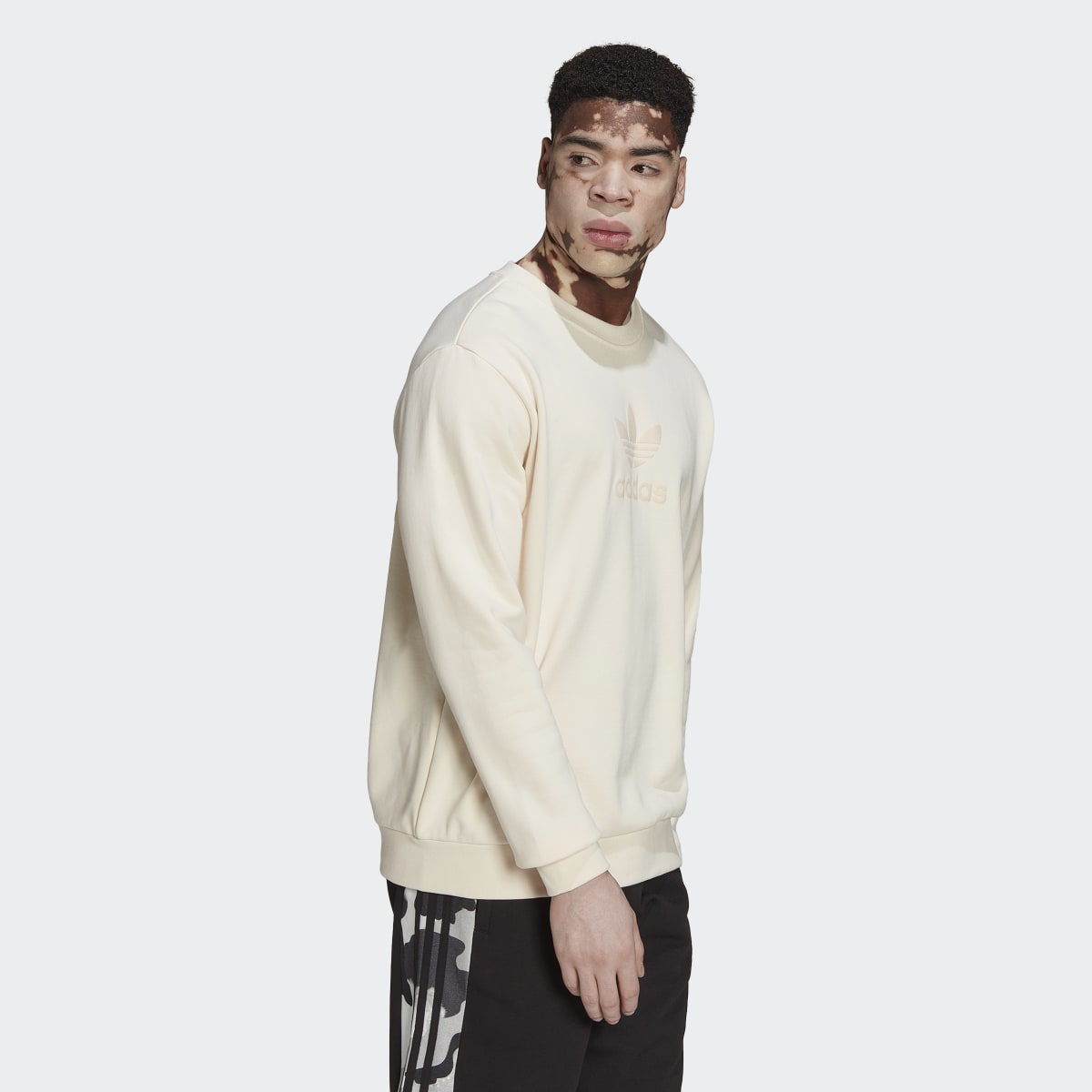 Adidas Trefoil Series Street Sweatshirt. 4