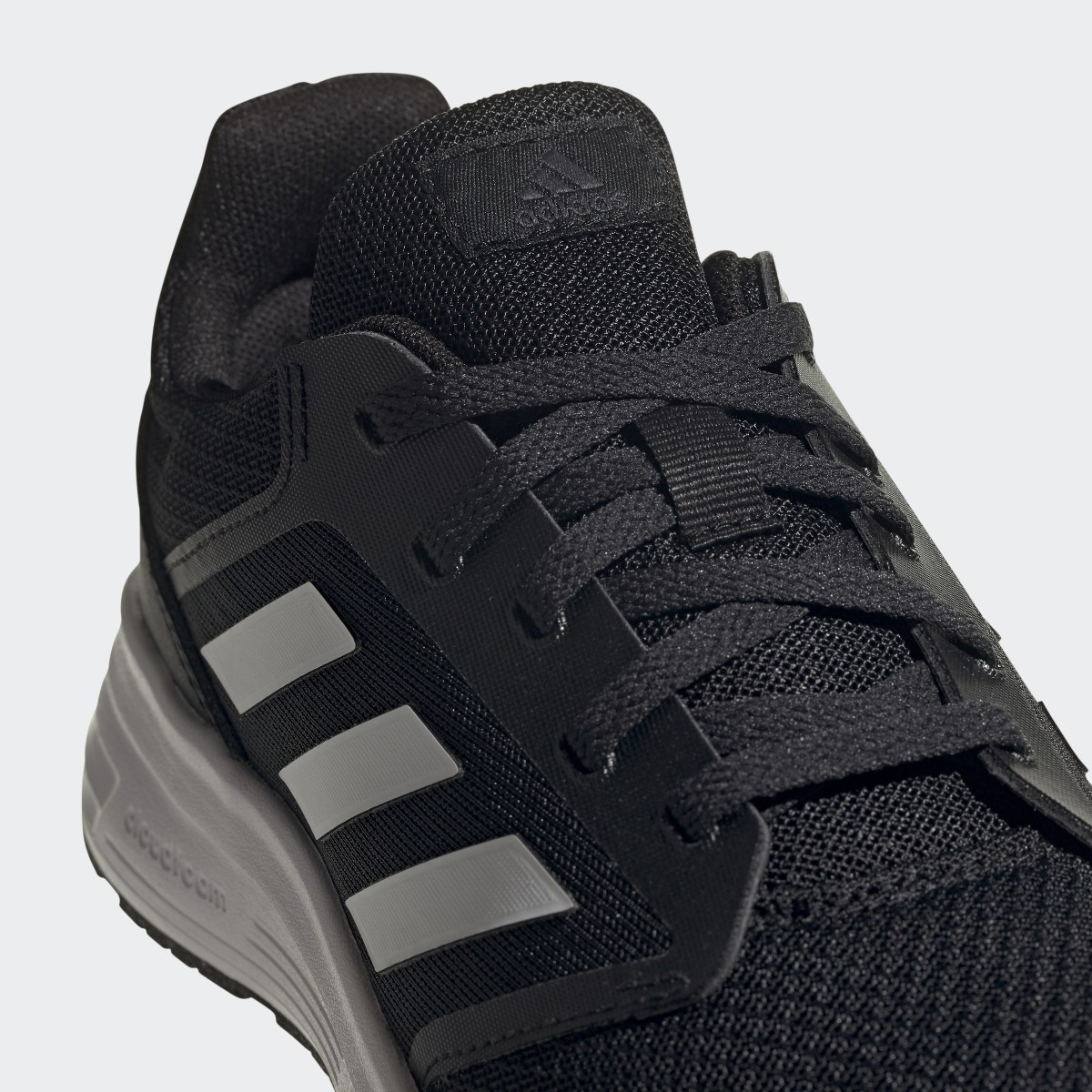 Adidas Chaussure Galaxy 5. 8