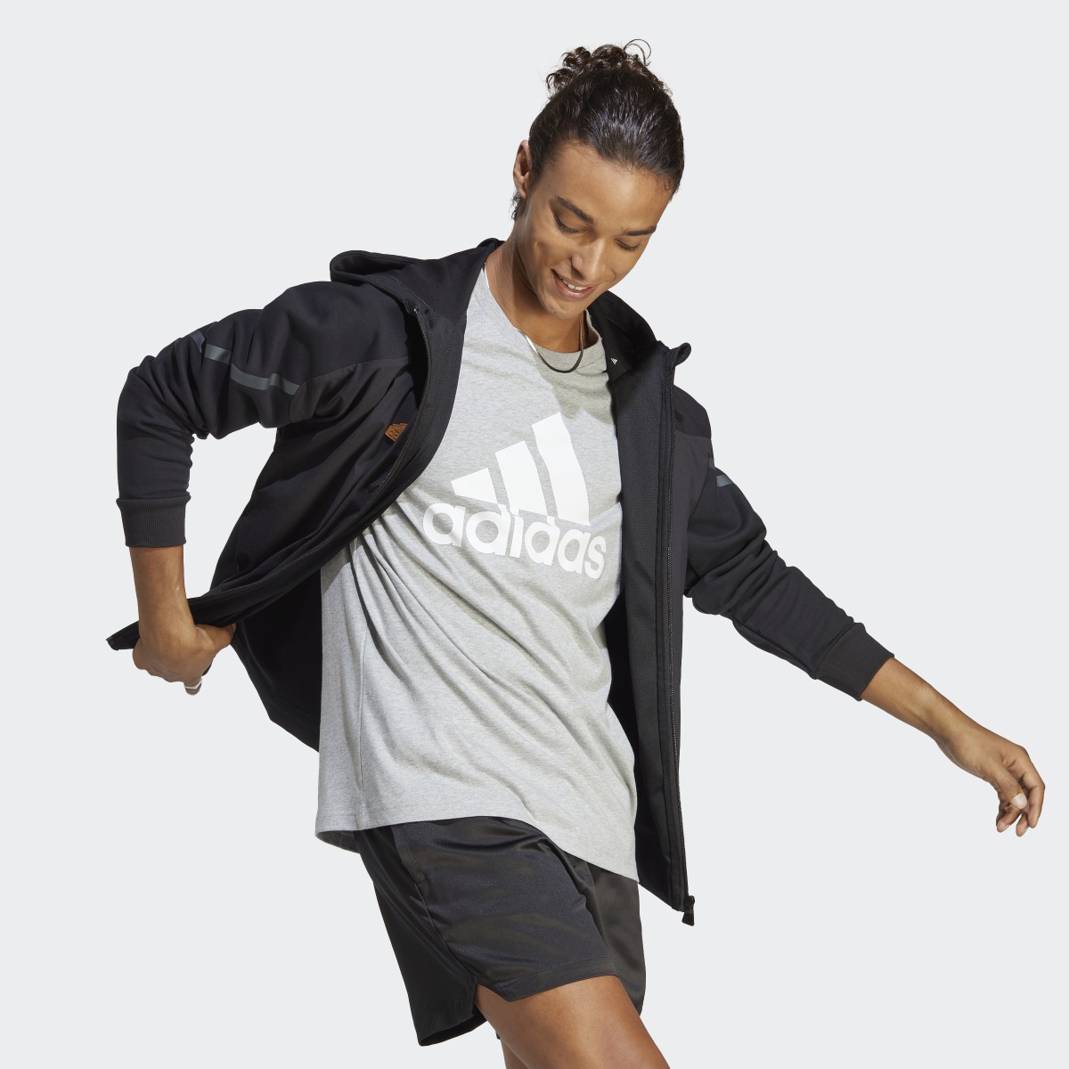 Adidas Essentials Single Jersey Big Logo T-Shirt. 4