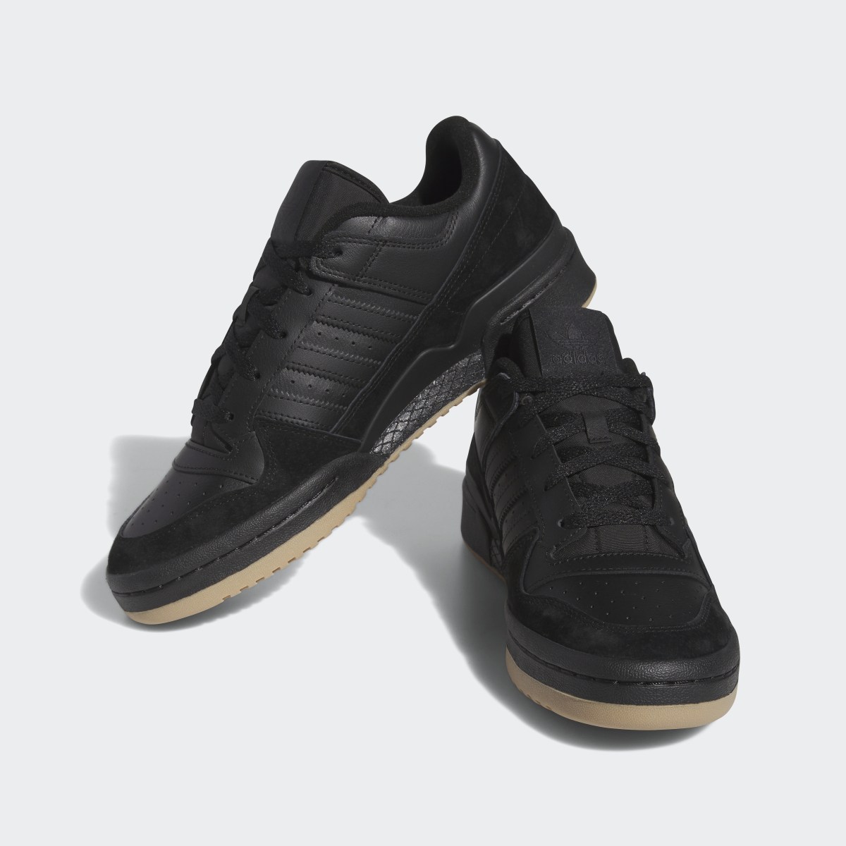 Adidas Forum Low Classic Shoes. 5