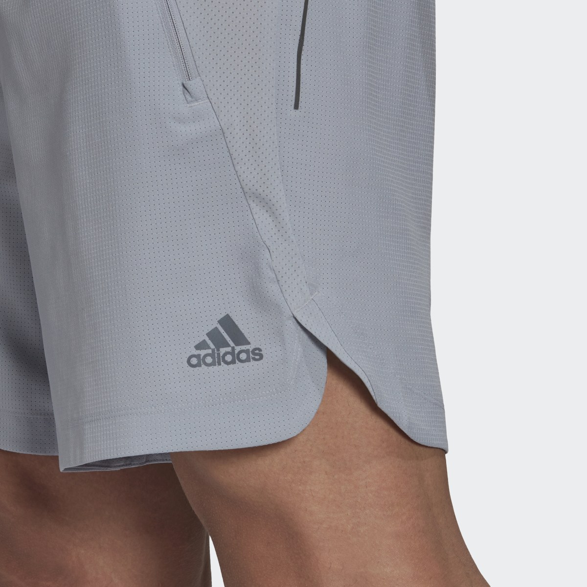 Adidas Pantalón corto HIIT Mesh Training. 5