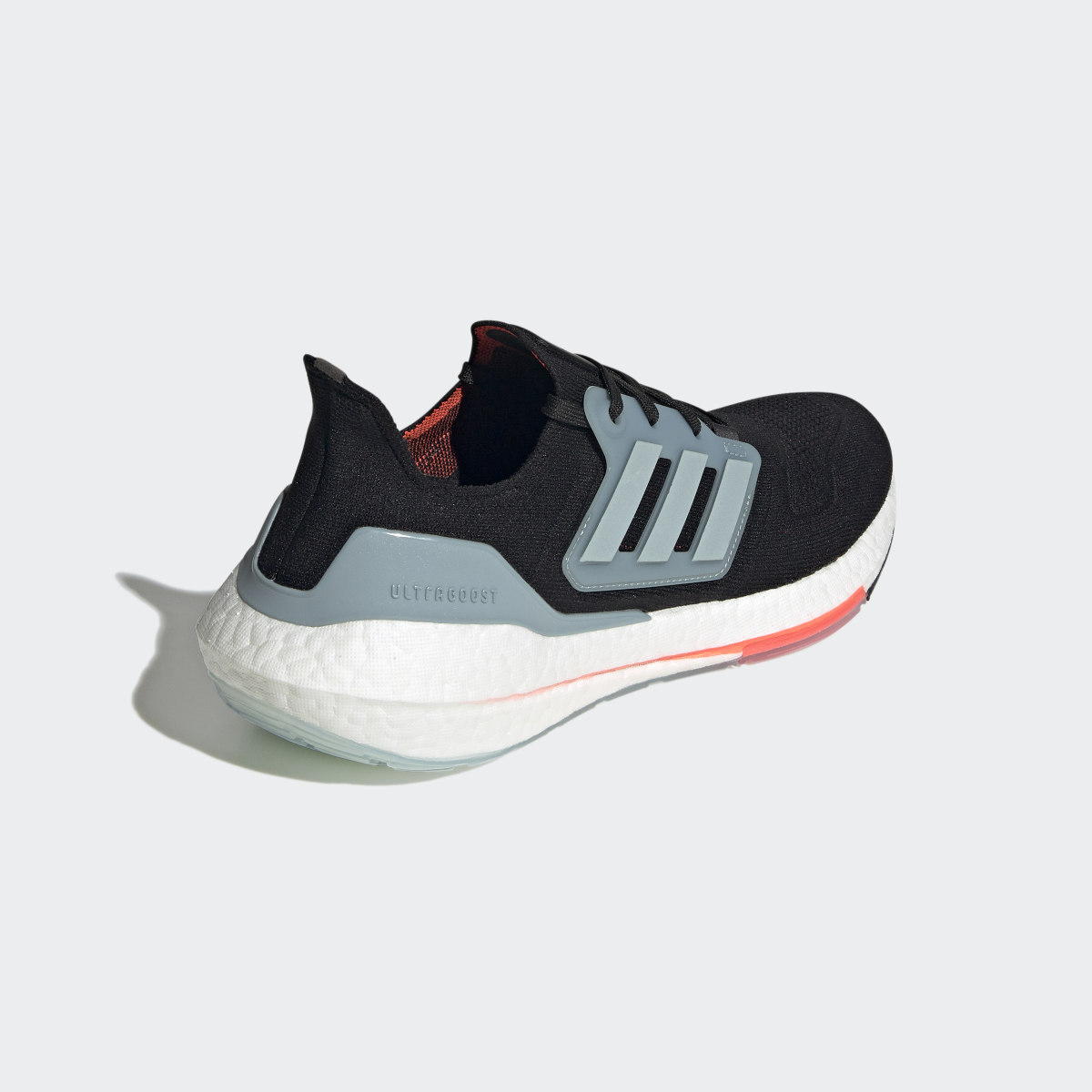 Adidas Scarpe Ultraboost 22. 6