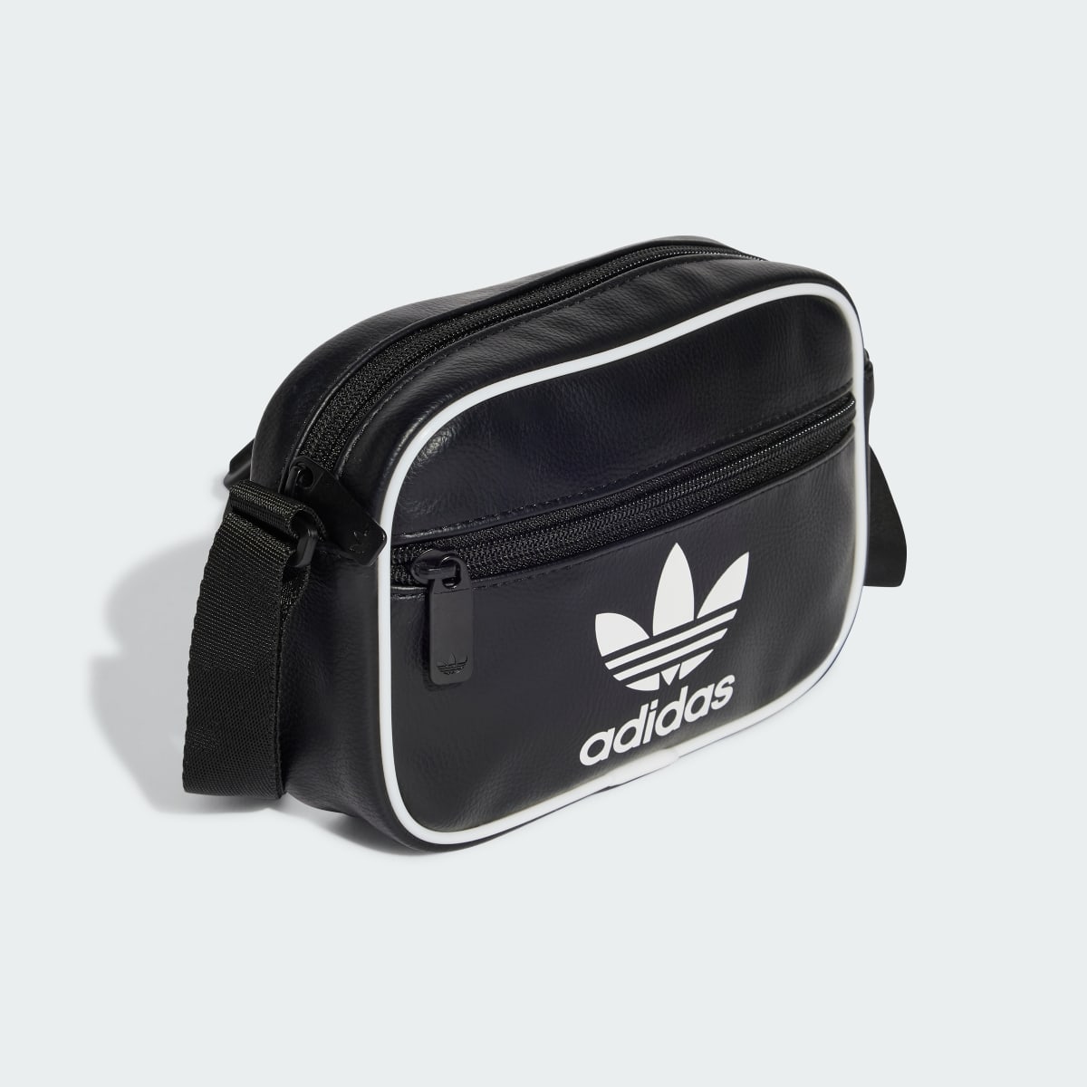 Adidas Adicolor Classic Mini Airliner Tasche. 4