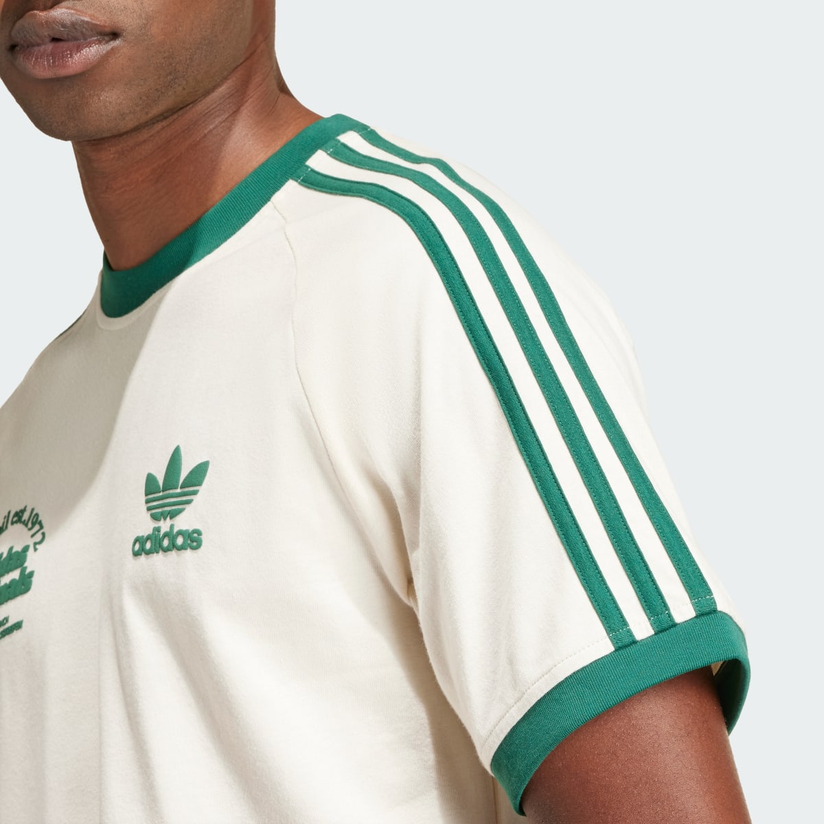 Adidas Sport Graphic Cali Tee. 7