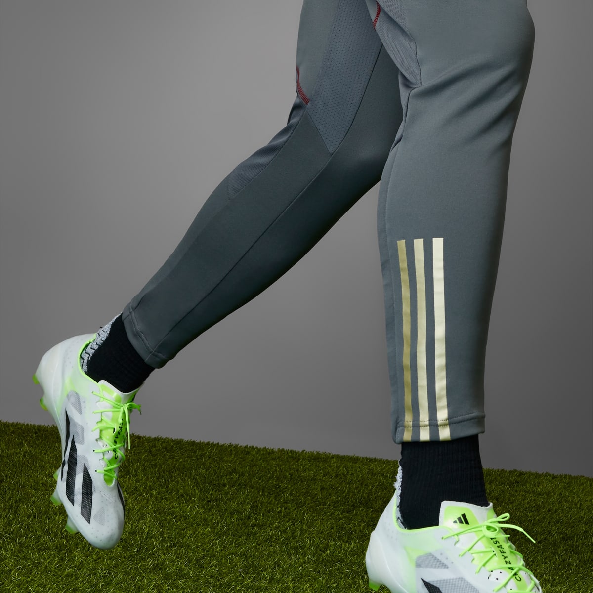 Adidas Arsenal Tiro 23 Training Pants. 6
