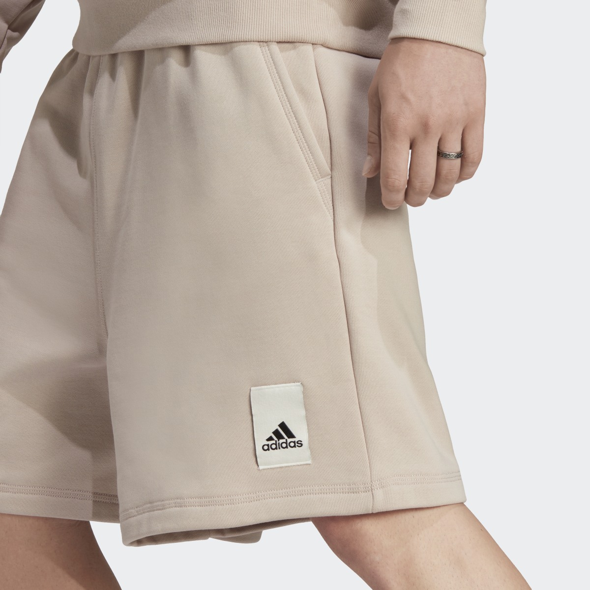 Adidas Short Lounge Fleece. 5