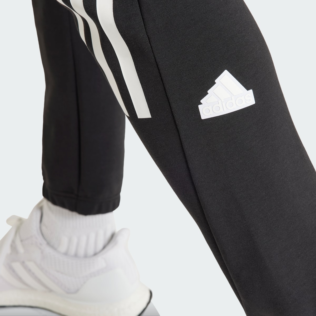 Adidas Future Icons 3-Stripes Joggers. 7