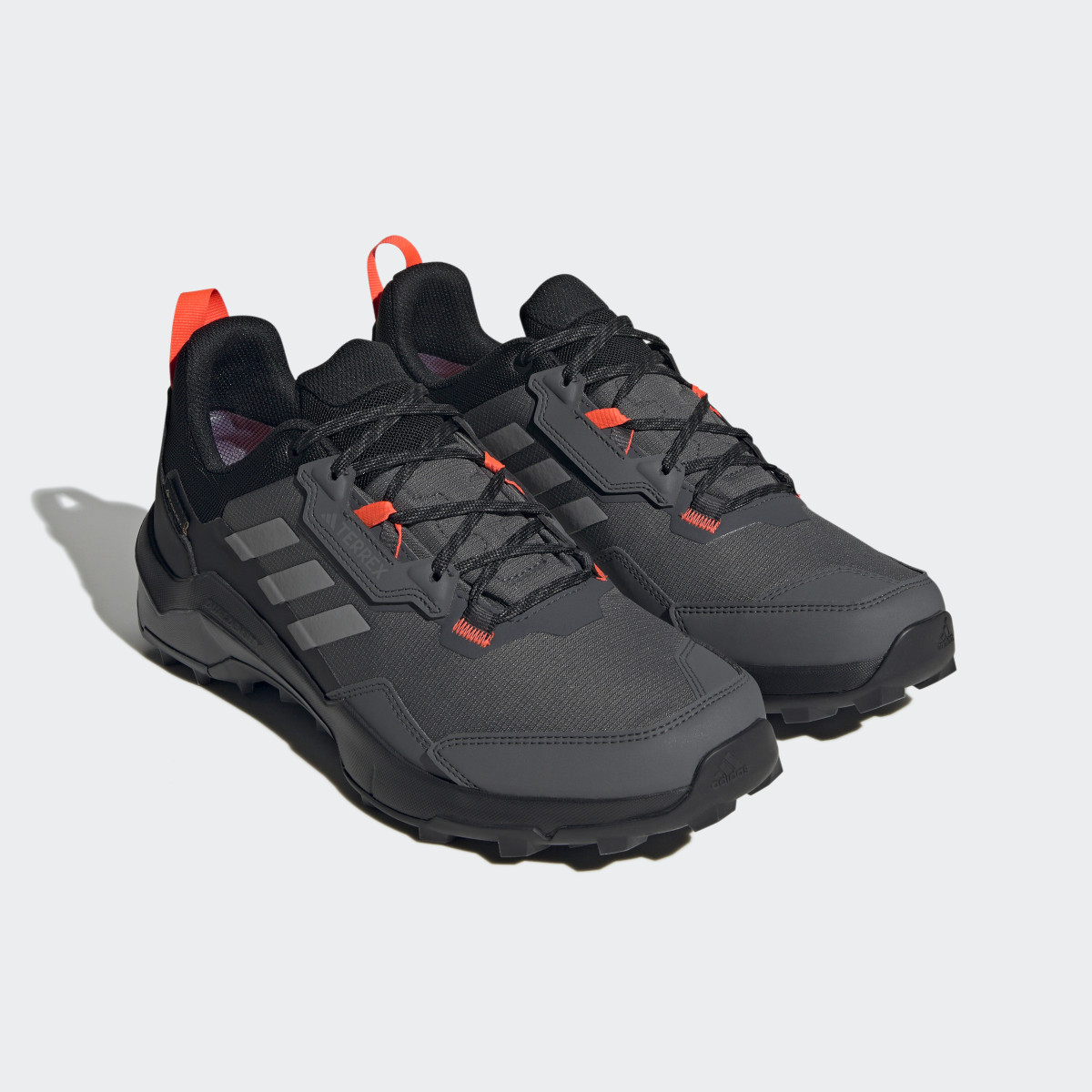 Adidas Terrex AX4 GORE-TEX Yürüyüş Ayakkabısı. 5