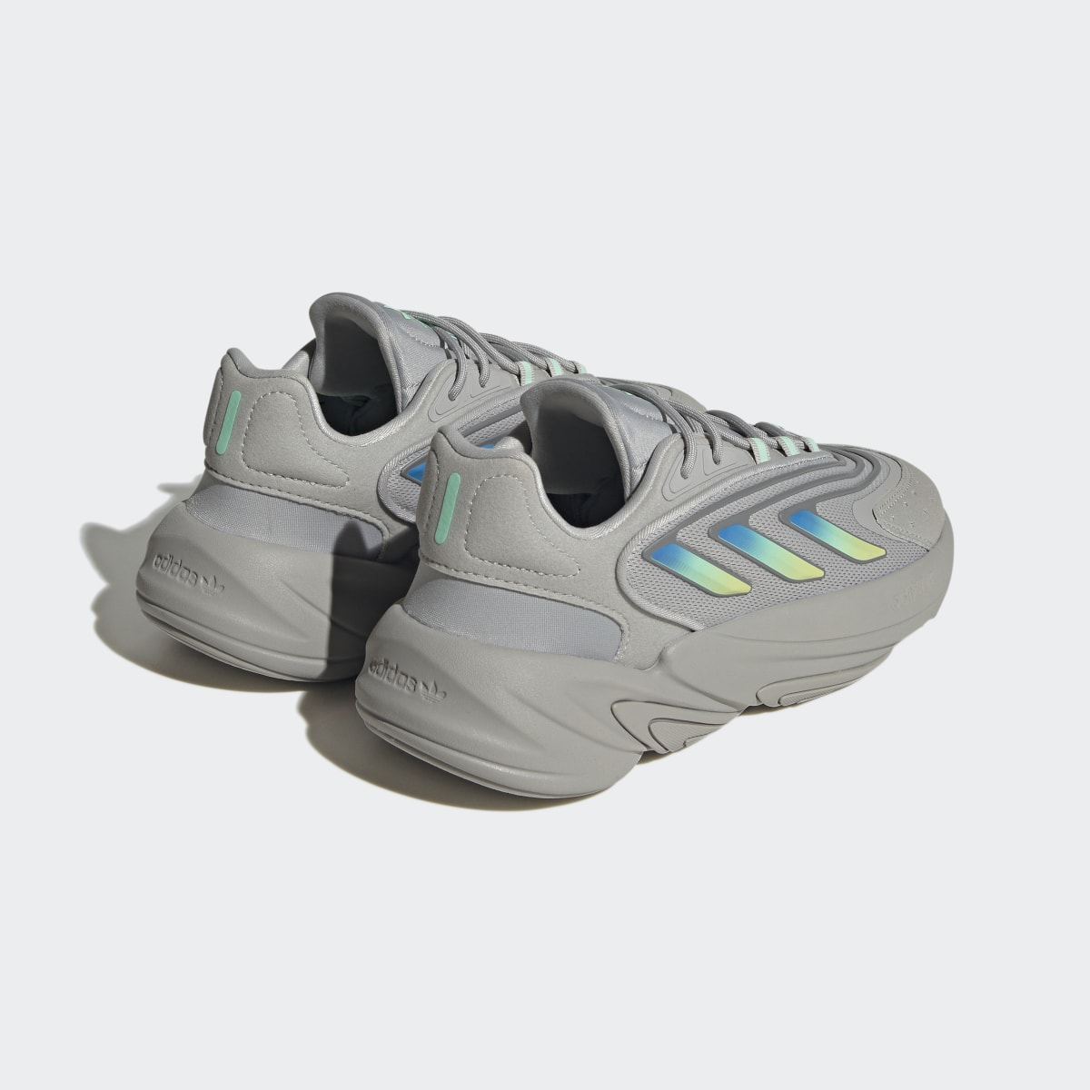 Adidas Tenis Ozelia. 6