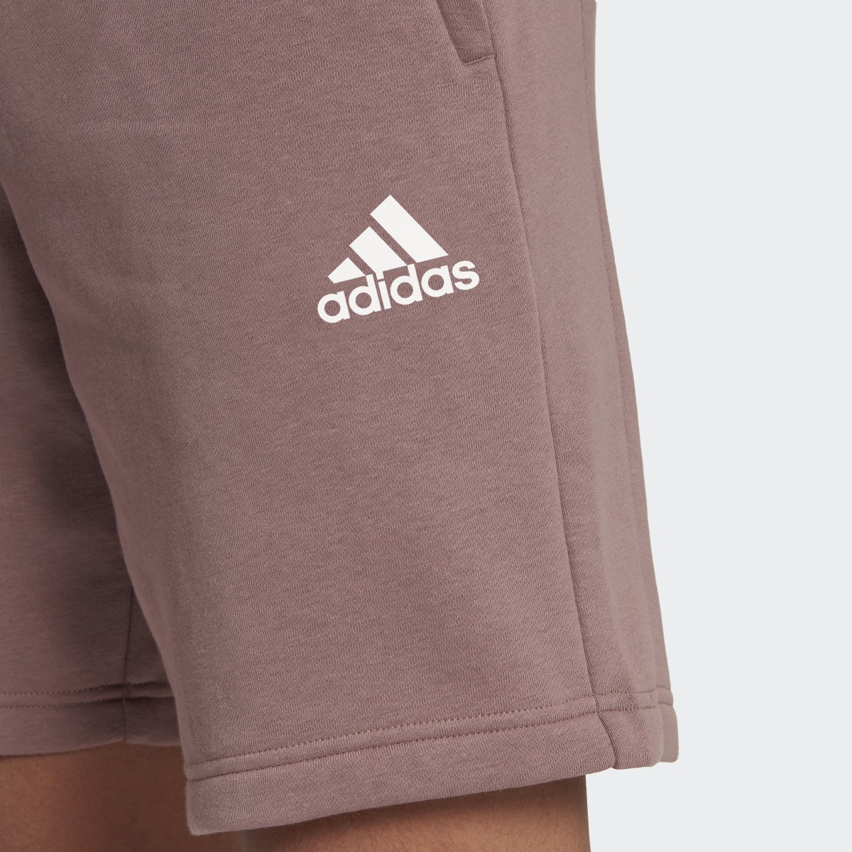 Adidas Short Stadium Fleece Recycled Badge of Sport. 5