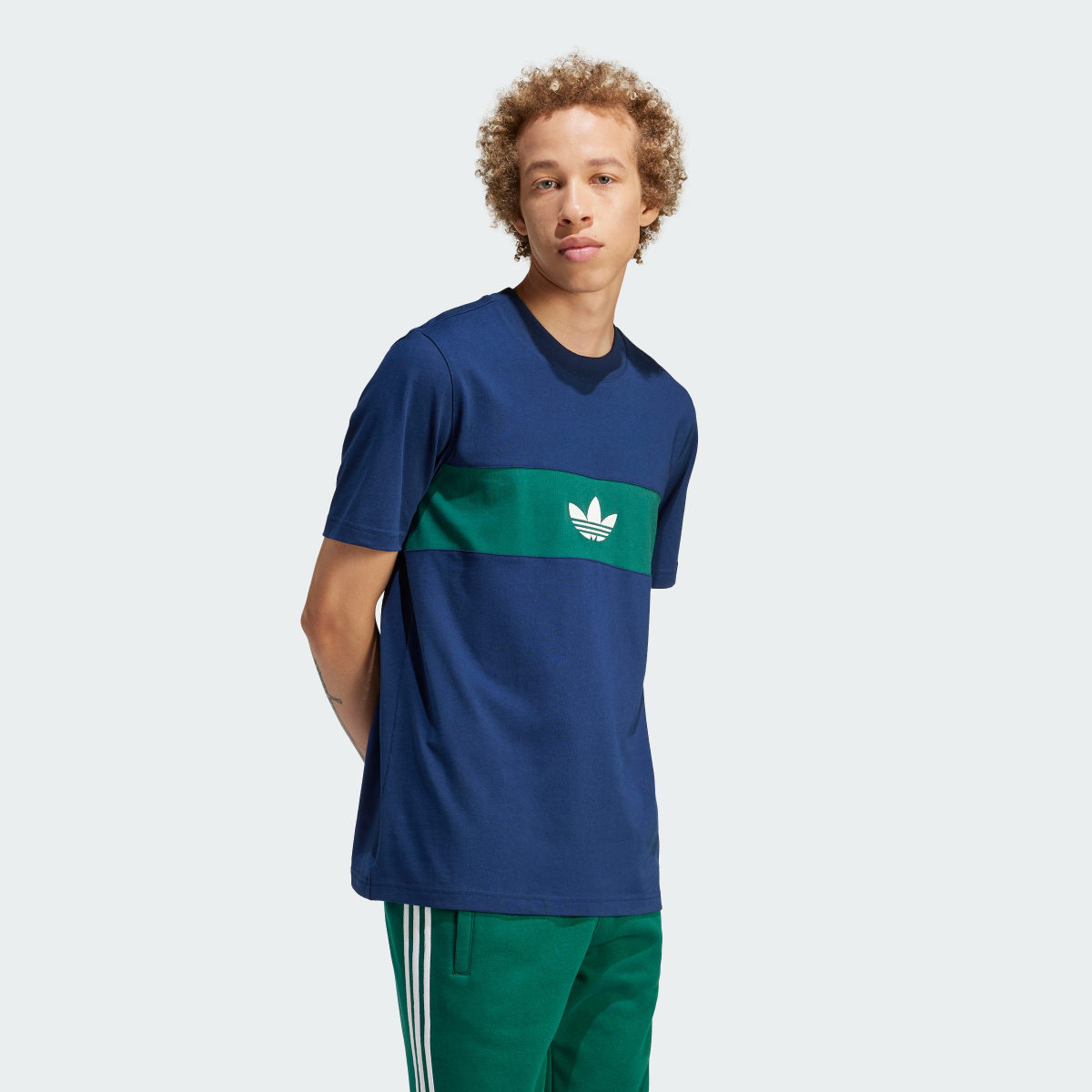 Adidas T-shirt NY Cutline. 4