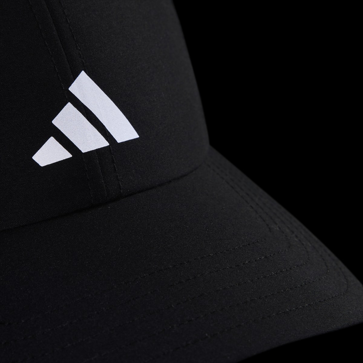 Adidas Cappellino da running Essentials AEROREADY Six-Panel Baseball. 6