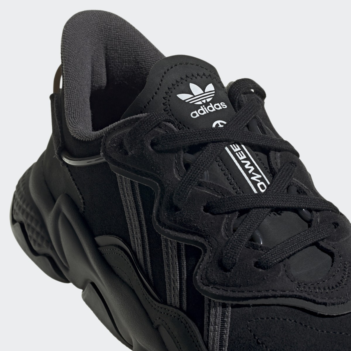 Adidas OZWEEGO Schuh. 4