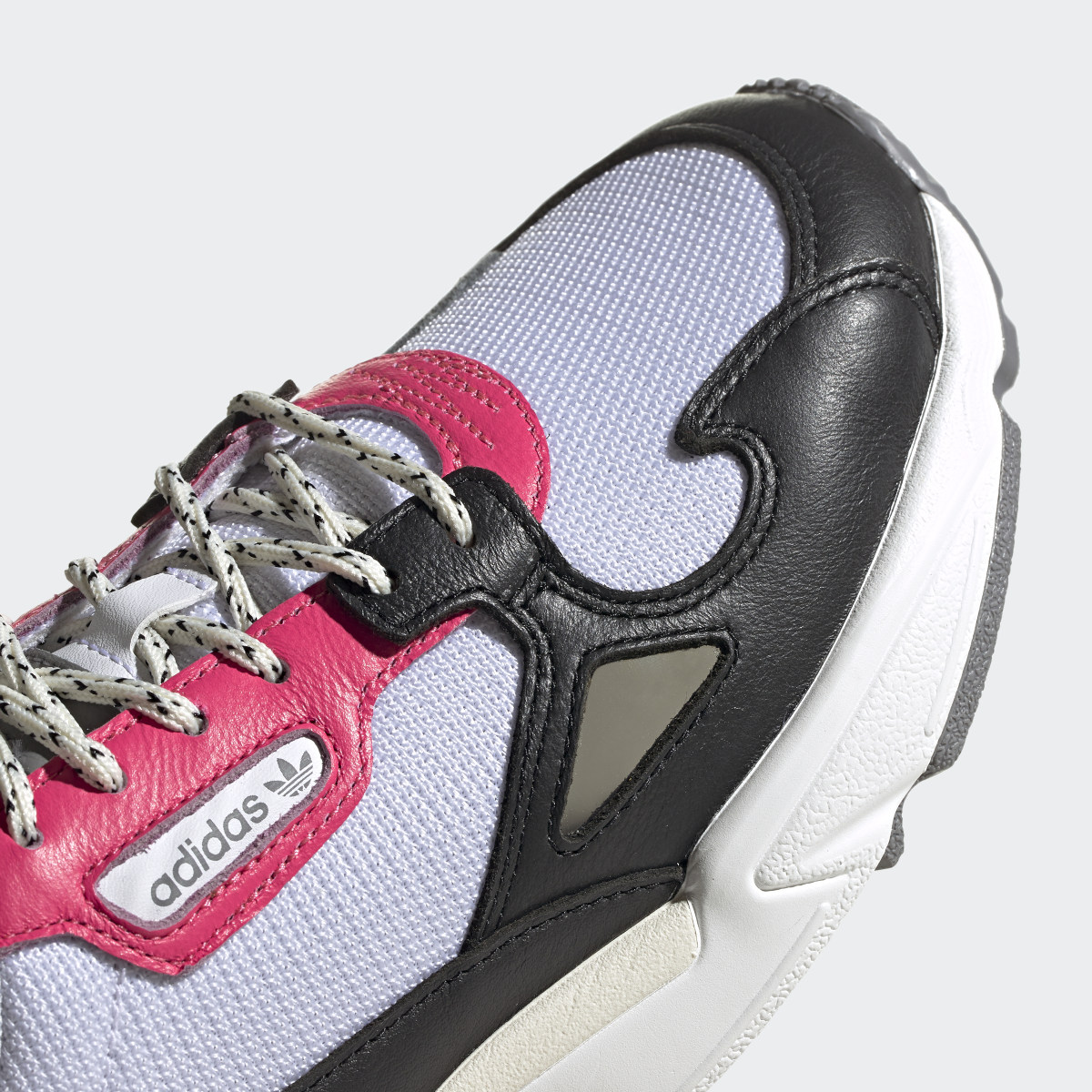 Adidas Falcon Schuh. 11