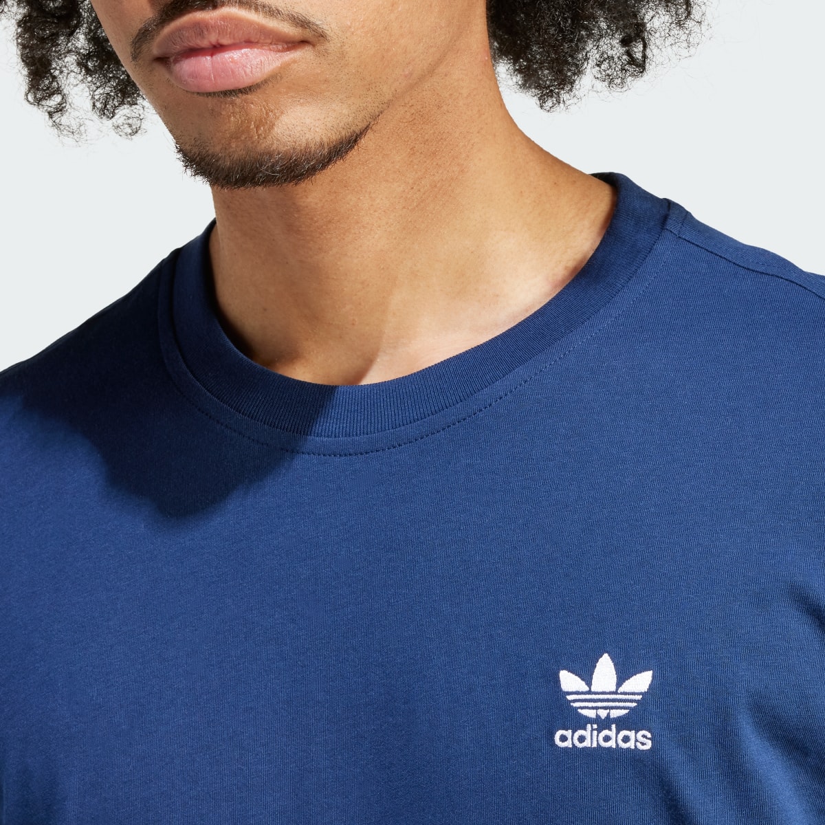 Adidas Trefoil Essentials T-Shirt. 6