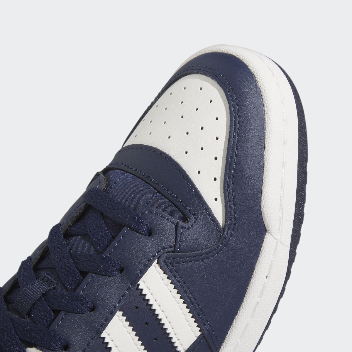 Adidas Forum Low Shoes. 9