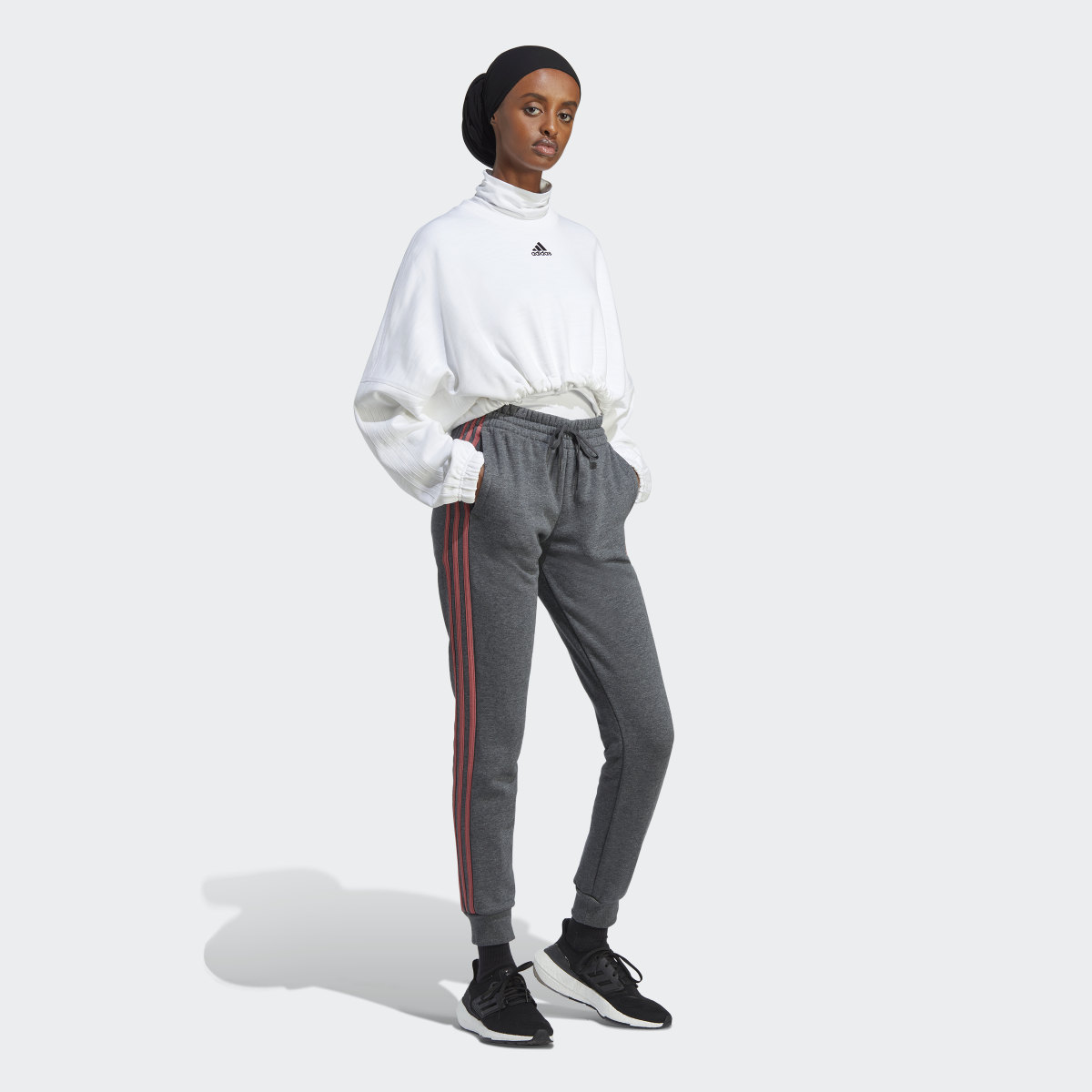 Adidas Essentials Fleece 3-Stripes Pants. 5