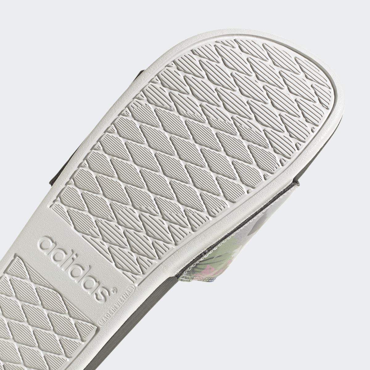 Adidas Chancla Adilette Comfort. 10