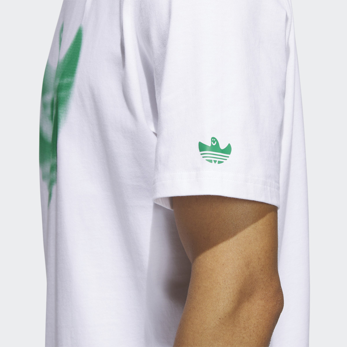 Adidas T-shirt Graphic Shmoofoil. 8
