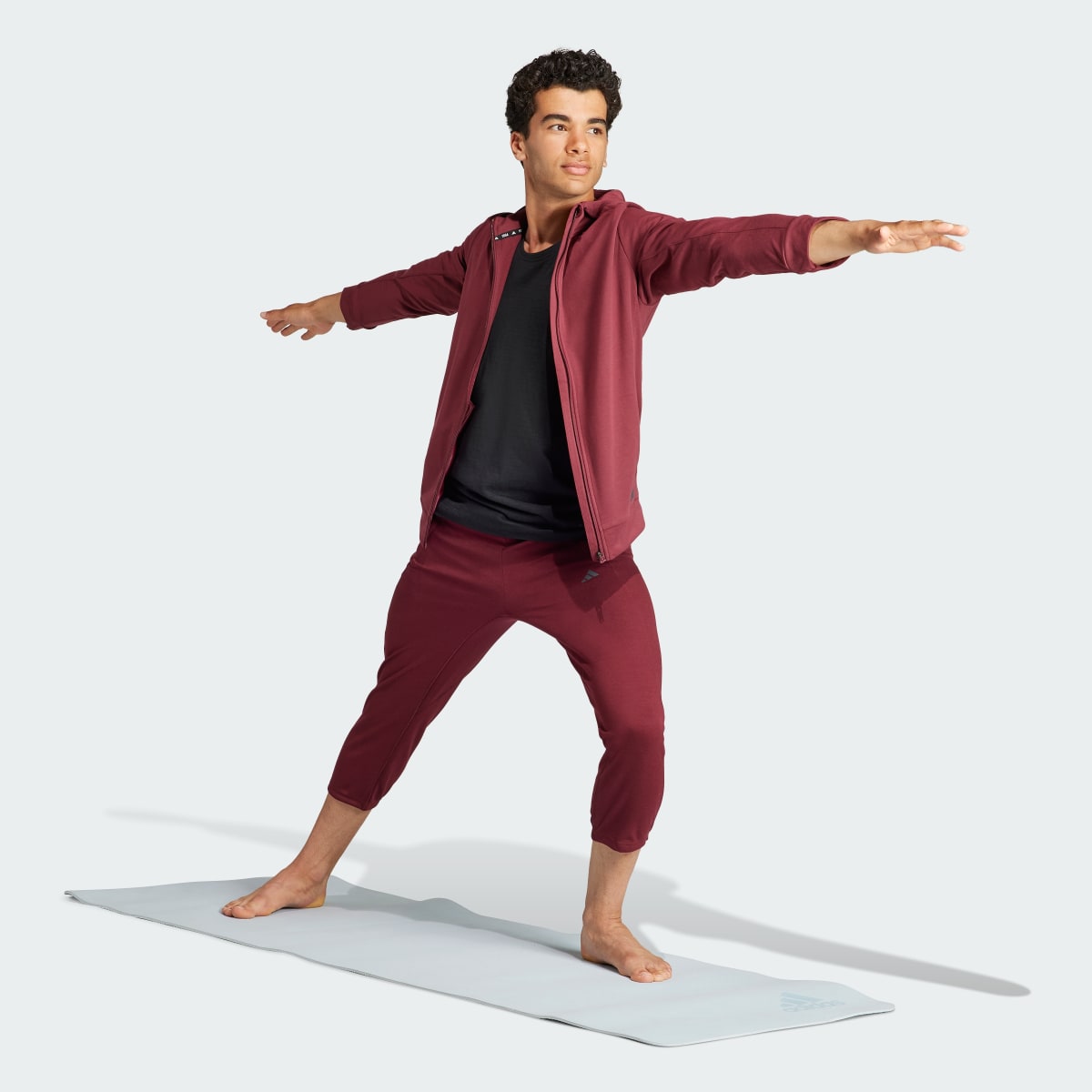Adidas Yoga Training Full-Zip Hoodie. 4