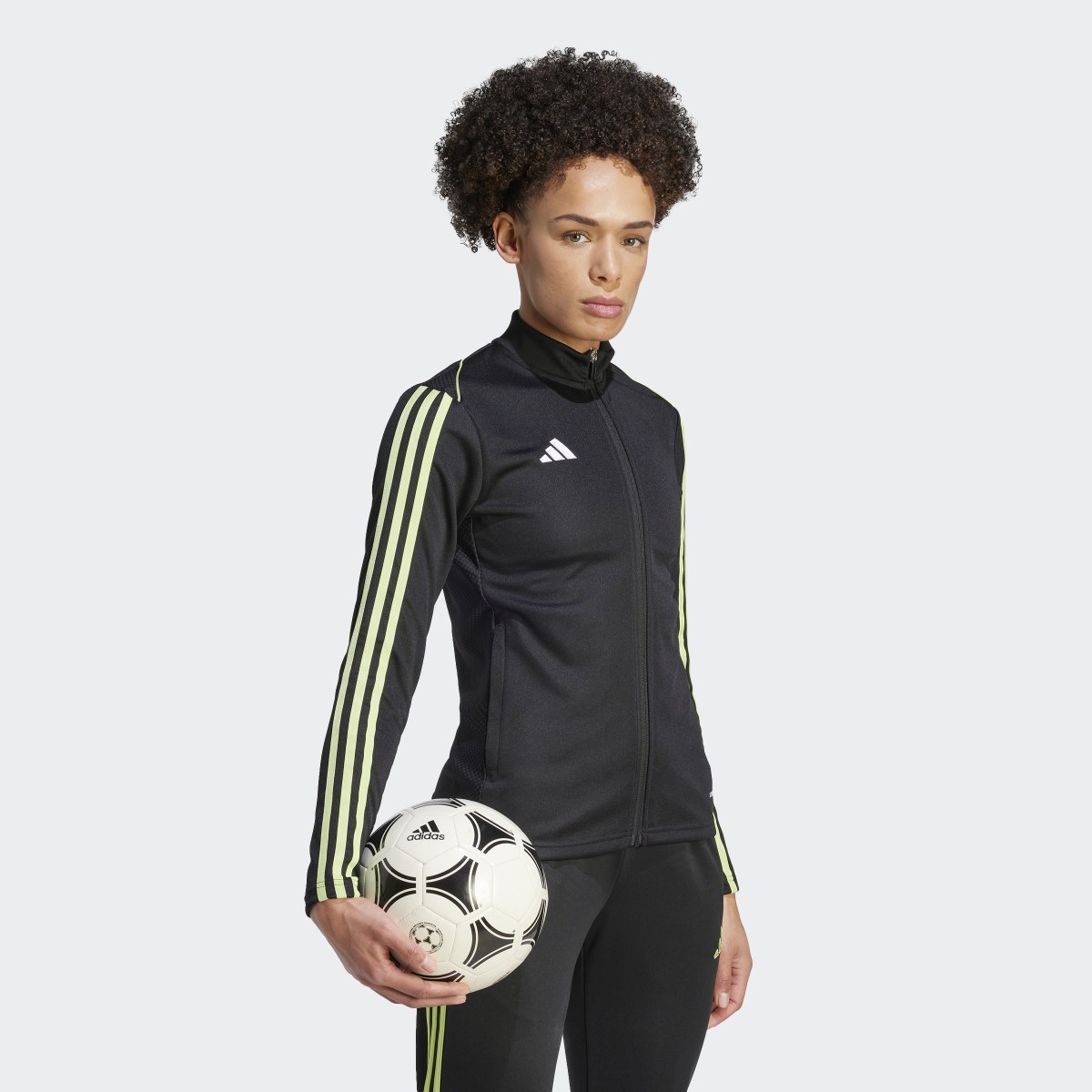 Adidas Chaqueta entrenamiento Tiro 23 League. 4