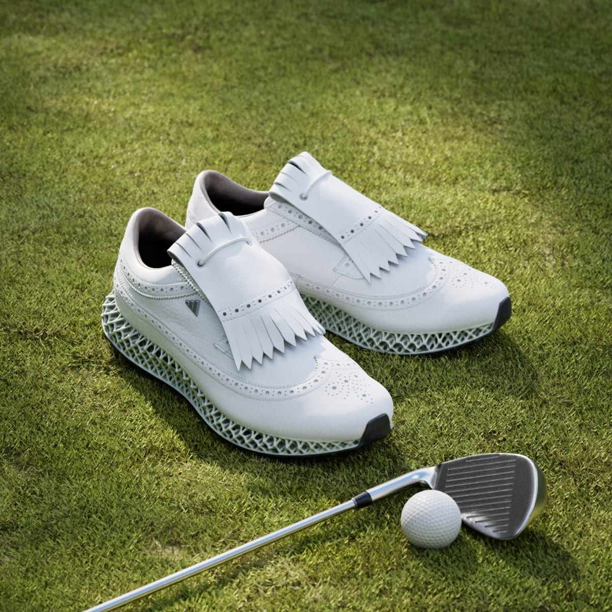 Adidas Chaussure de golf sans crampons MC87 Adicross 4D. 4