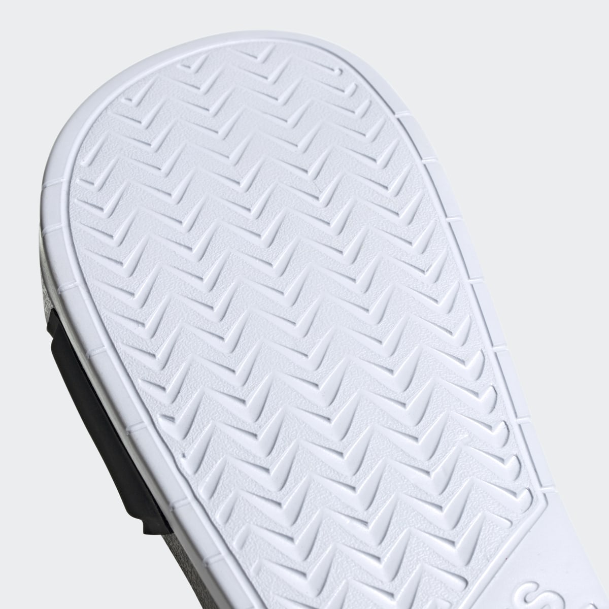 Adidas Claquette Adilette. 10