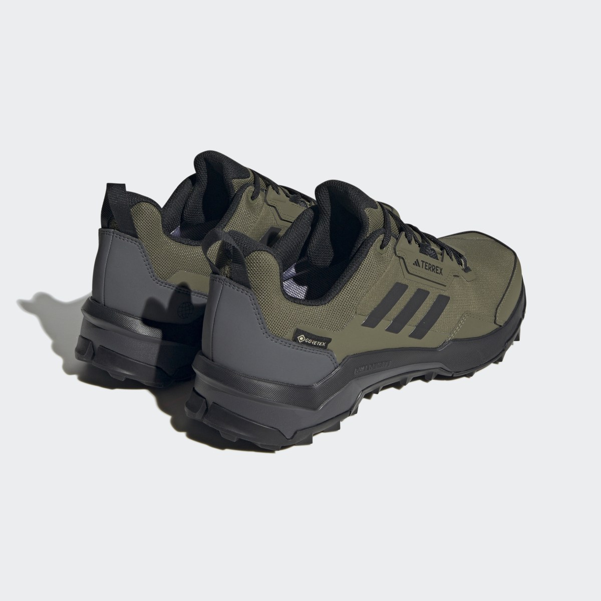 Adidas Scarpe da hiking Terrex AX4 GORE-TEX. 6