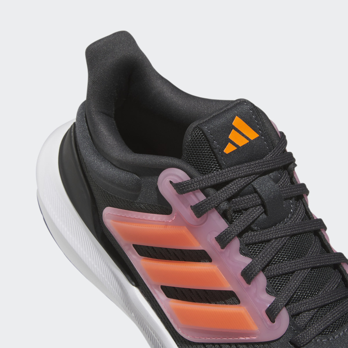 Adidas Chaussure Ultrabounce Junior. 9